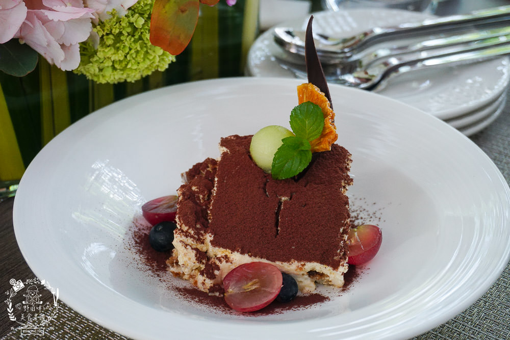 高雄[帕蒂森Photic Zone]超夢幻網美秘境X森林系玻璃屋X精緻餐點好吃好拍