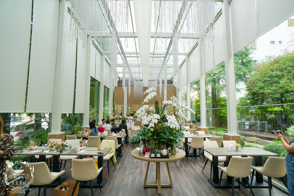 高雄[帕蒂森Photic Zone]超夢幻網美秘境X森林系玻璃屋X精緻餐點好吃好拍