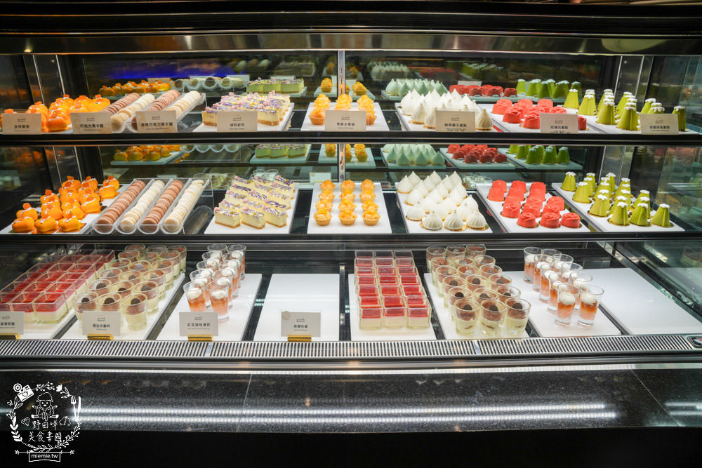 帕里巴黎自助餐吃到飽|破百種選項海鮮肉品甜點飲料無限吃到飽!居然還有松葉蟹吃到飽?！