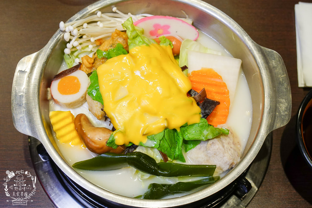 高雄宵夜火鍋[帥之鍋]超霸氣自助吧無限吃到飽!原塊肉現切與不添加味精的湯頭!