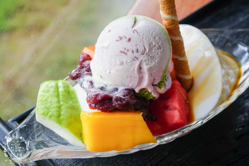高雄[常美冰店魔法阿嬤的新家]隱藏在美濃別墅莊園的懷舊冰店!招牌冰跟香蕉冰在地人激推!