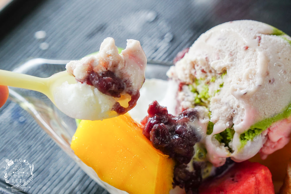 高雄[常美冰店魔法阿嬤的新家]隱藏在美濃別墅莊園的懷舊冰店!招牌冰跟香蕉冰在地人激推!