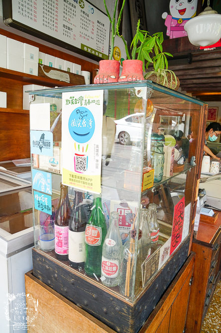高雄[常美冰店]70年歷史老店|必點繽紛招牌冰|香蕉清冰好消暑