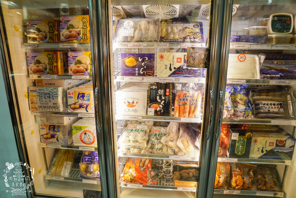 平凡五金行|高雄頂級進口肉品火鍋超市!空運活海鮮與日本和菓子!二樓有免費湯底與內用坐位! - 第28張圖 平凡五金行|高雄頂級進口肉品火鍋超市!空運活海鮮與日本和菓子!二樓有免費湯底與內用坐位!