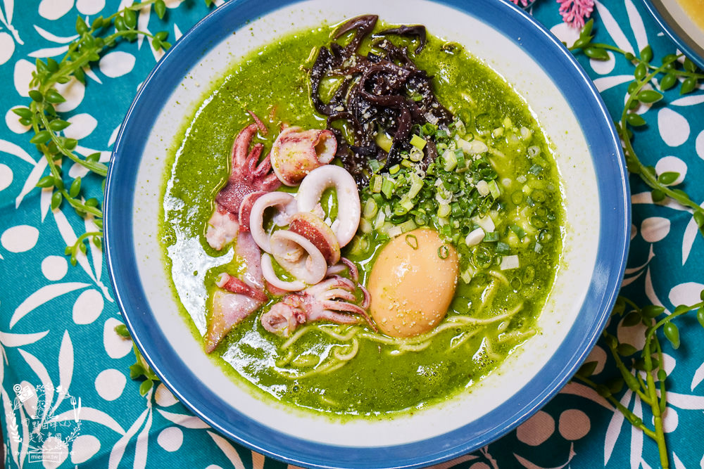 幸花雞白湯拉麵|高雄隱藏版深夜食堂!超銷魂的新品拉麵讓海鮮控超暴動?還有超多平價拉麵選擇!