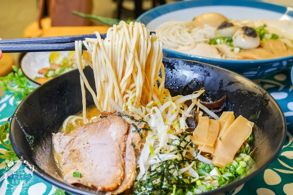 幸花雞白湯拉麵|高雄隱藏版深夜食堂!超銷魂的新品拉麵讓海鮮控超暴動?還有超多平價拉麵選擇!