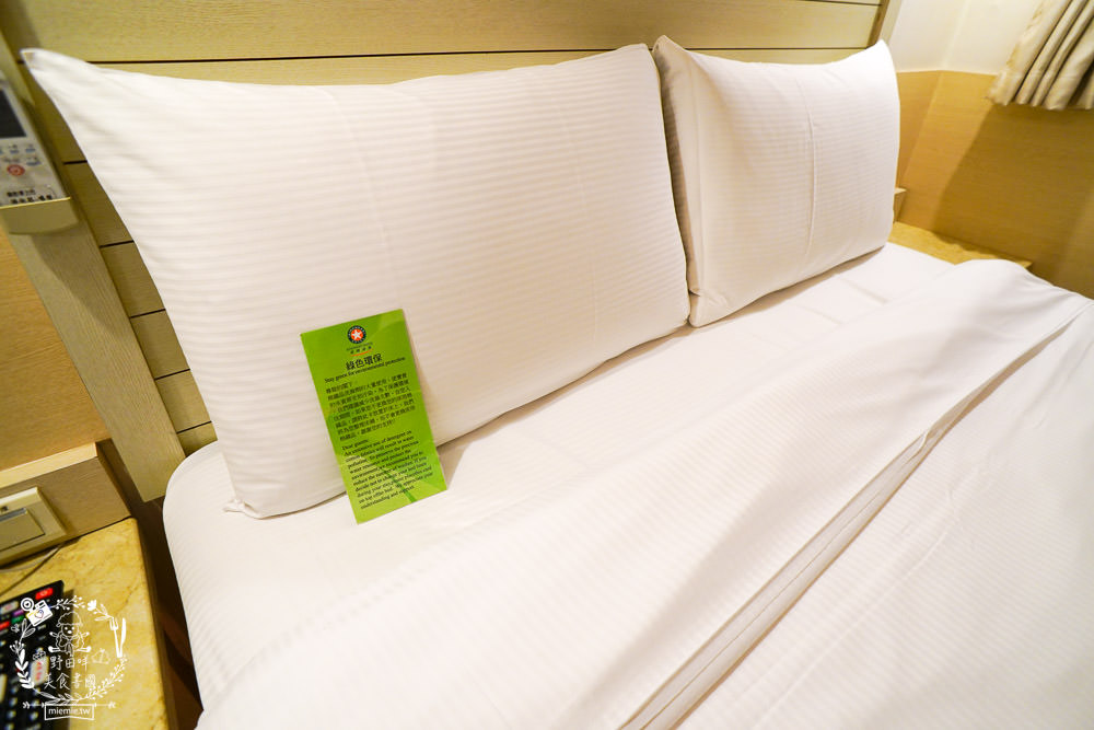 台南住宿[康橋商旅民生店]24小時供應的咖啡冰淇淋!可以欣賞到美麗的安平運河夜景?