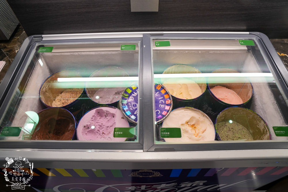 康橋商旅花蓮站前館超澎派的一泊三食!宵夜晚餐有歌手駐唱?中西式自助早餐飽到天靈蓋!居然還有貼心的下午茶點心