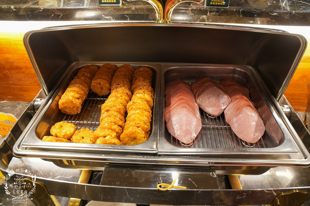 康橋商旅花蓮站前館超澎派的一泊三食!宵夜晚餐有歌手駐唱?中西式自助早餐飽到天靈蓋!居然還有貼心的下午茶點心