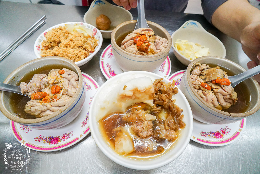 高雄|張記碗粿|鳳山人氣豬腦湯!中山路夜市必吃美食!從路邊攤搬家到店面! - 第14張圖 高雄|張記碗粿|鳳山人氣豬腦湯!中山路夜市必吃美食!從路邊攤搬家到店面!