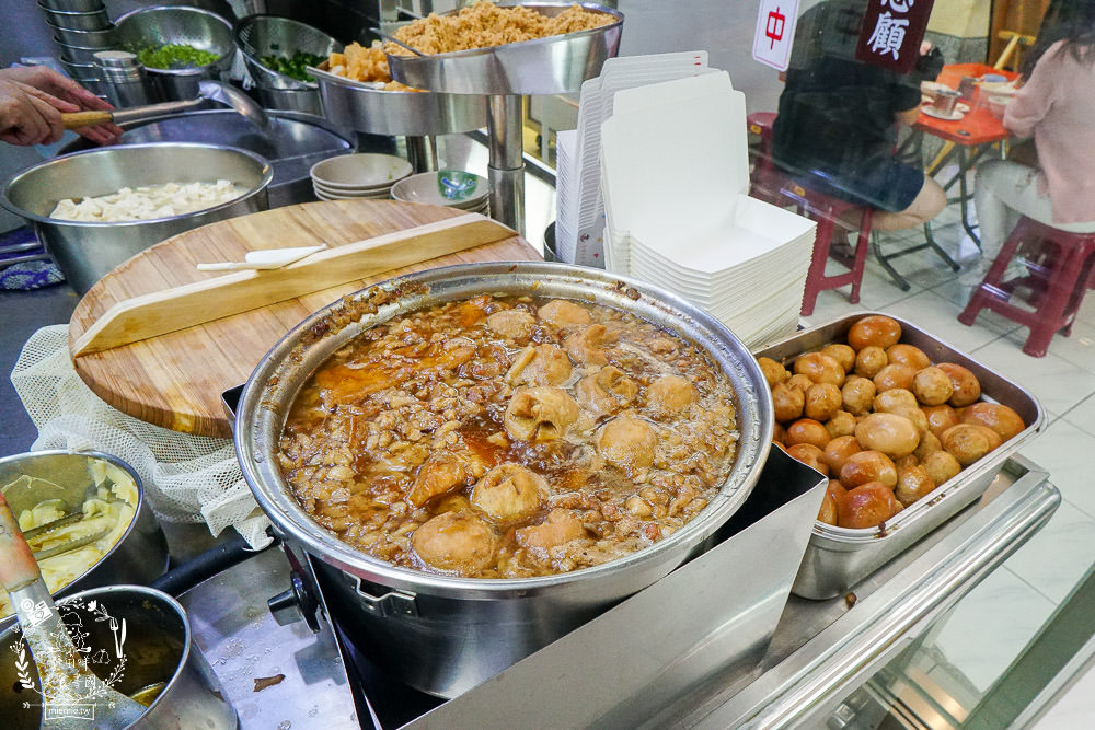 高雄|張記碗粿|鳳山人氣豬腦湯!中山路夜市必吃美食!從路邊攤搬家到店面! - 第5張圖 高雄|張記碗粿|鳳山人氣豬腦湯!中山路夜市必吃美食!從路邊攤搬家到店面!