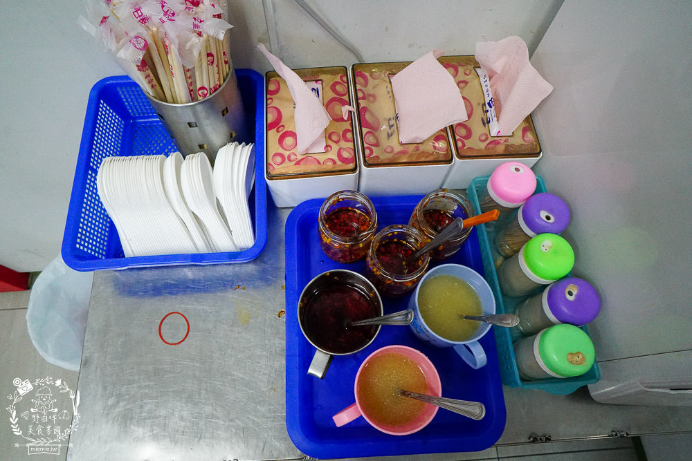 高雄|張記碗粿|鳳山人氣豬腦湯!中山路夜市必吃美食!從路邊攤搬家到店面! - 第9張圖 高雄|張記碗粿|鳳山人氣豬腦湯!中山路夜市必吃美食!從路邊攤搬家到店面!