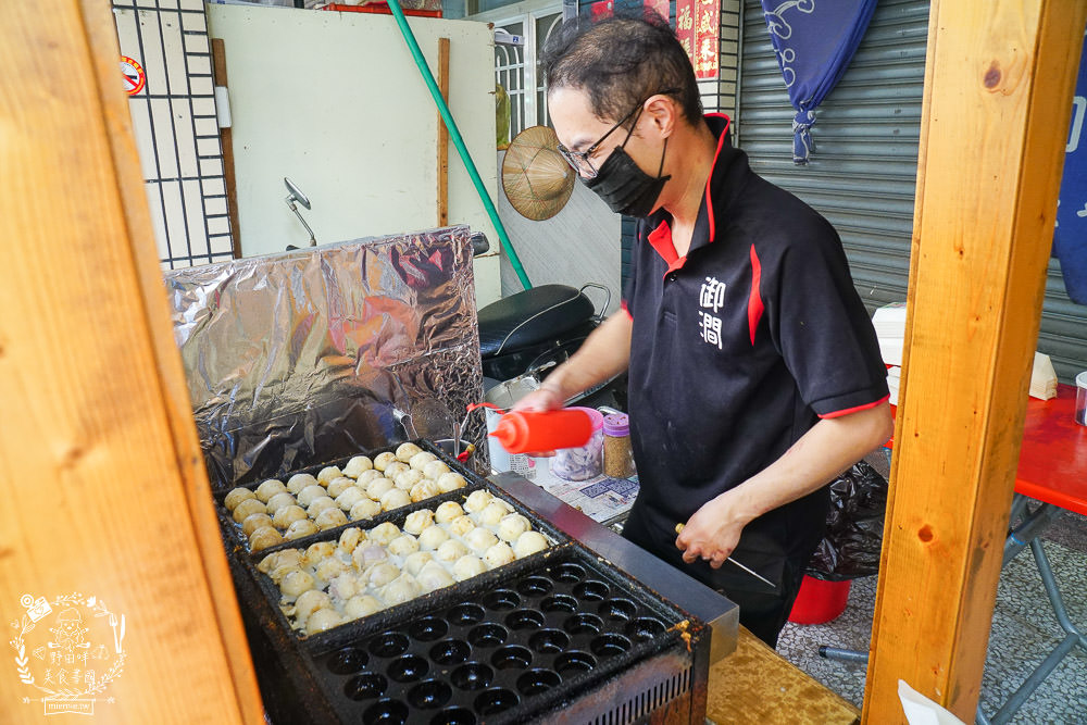 高雄[御澗章魚燒]浮誇到嫑嫑的必吃章魚燒!漁港嚴選整隻新鮮章魚?起司魚卵啵啵口感+香濃牽絲乳酪?
