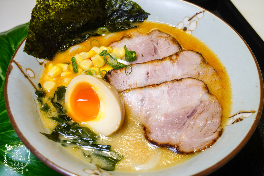 高雄[悅食堂]文山特區用料實在的日式料理!不惜成本採用溫體豬雞肉品嘗起來超安心!!