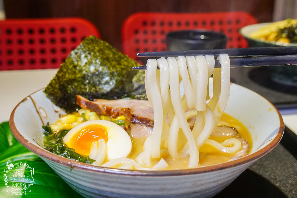 高雄[悅食堂]文山特區用料實在的日式料理!不惜成本採用溫體豬雞肉品嘗起來超安心!!