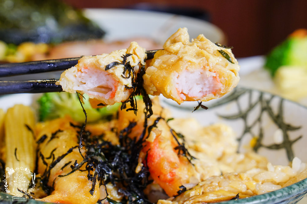 高雄[悅食堂]文山特區用料實在的日式料理!不惜成本採用溫體豬雞肉品嘗起來超安心!!