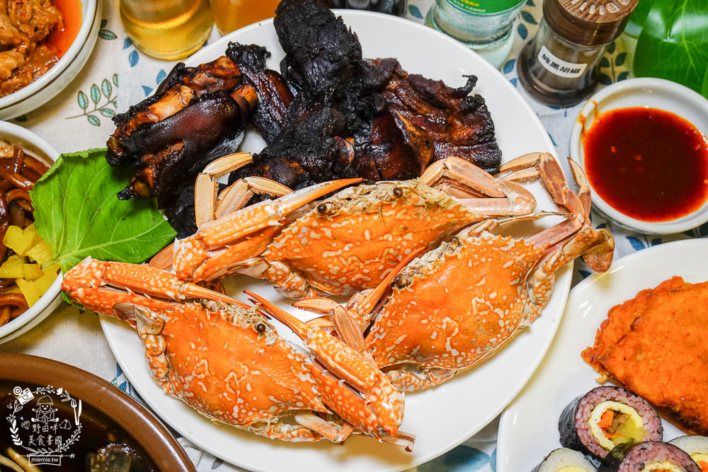 情韓式餐廳|高雄韓式料理399元吃到飽居然有超肥美螃蟹跟韓式滷豬腳?韓國人超愛的銷魂醬醃螃蟹不預定吃不到?
