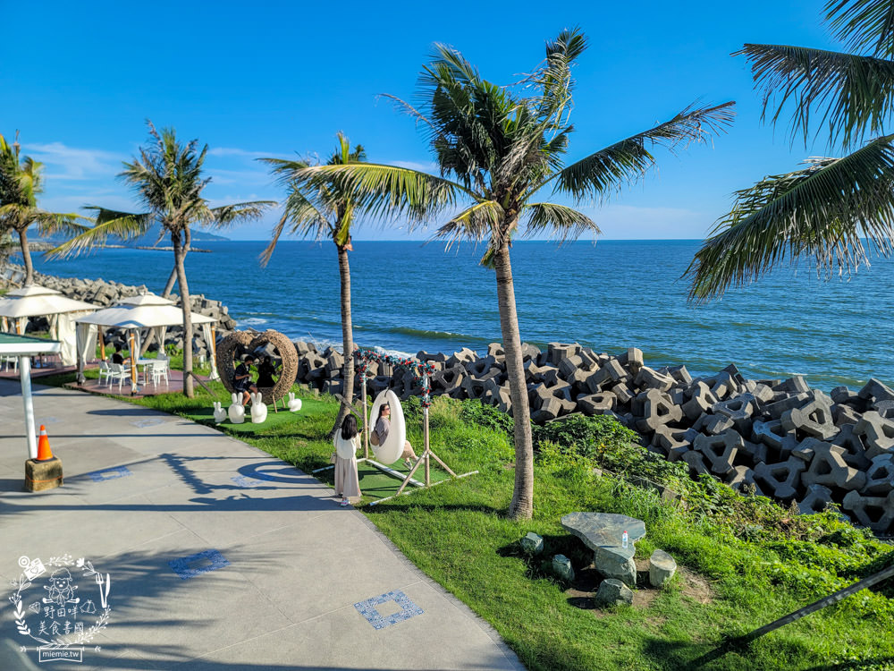 愛琴海岸海景渡假農場|高雄超浪漫的海景咖啡廳!一望無際的碧海藍天與超好拍攝的夢幻藝術裝置! - 第31張圖 愛琴海岸海景渡假農場|高雄超浪漫的海景咖啡廳!一望無際的碧海藍天與超好拍攝的夢幻藝術裝置!