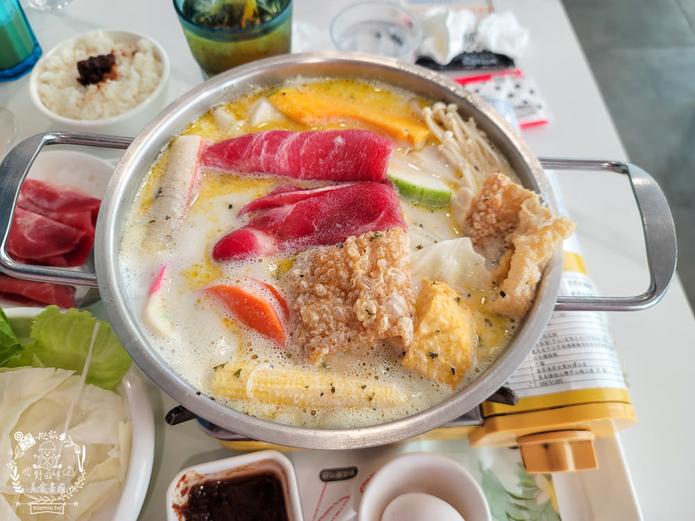 愛琴海岸海景渡假農場|高雄超浪漫的海景咖啡廳!一望無際的碧海藍天與超好拍攝的夢幻藝術裝置! - 第97張圖 愛琴海岸海景渡假農場|高雄超浪漫的海景咖啡廳!一望無際的碧海藍天與超好拍攝的夢幻藝術裝置!