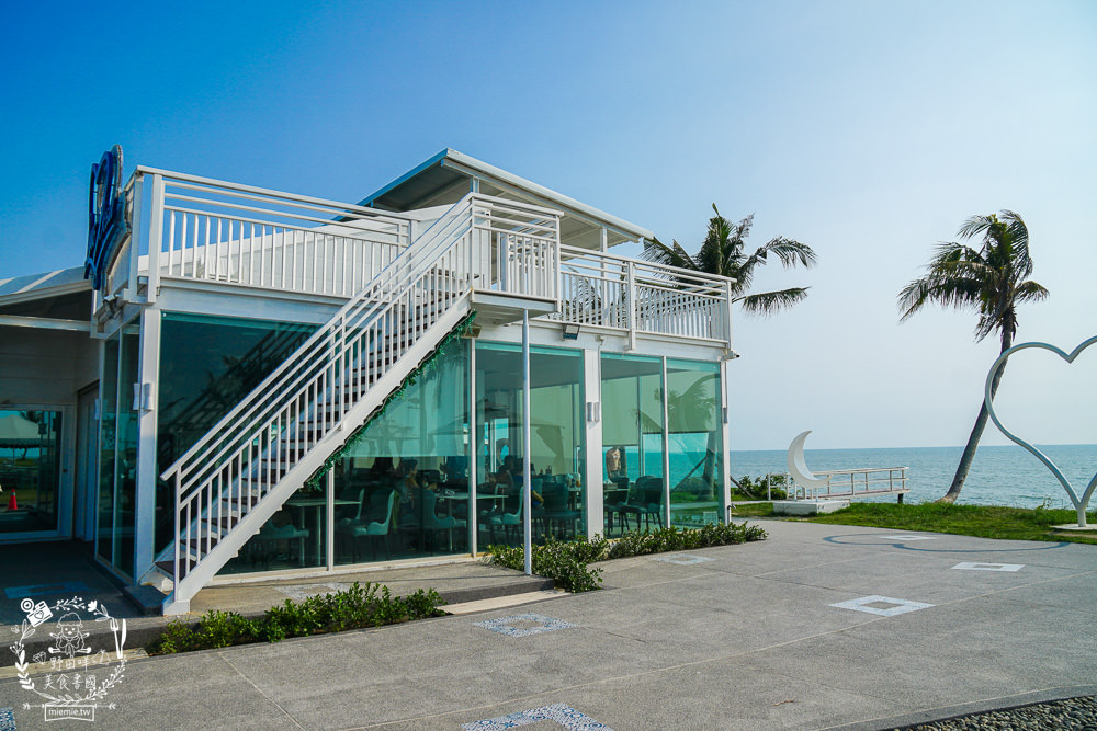 愛琴海岸海景渡假農場|高雄超浪漫的海景咖啡廳!一望無際的碧海藍天與超好拍攝的夢幻藝術裝置! - 第4張圖 愛琴海岸海景渡假農場|高雄超浪漫的海景咖啡廳!一望無際的碧海藍天與超好拍攝的夢幻藝術裝置!