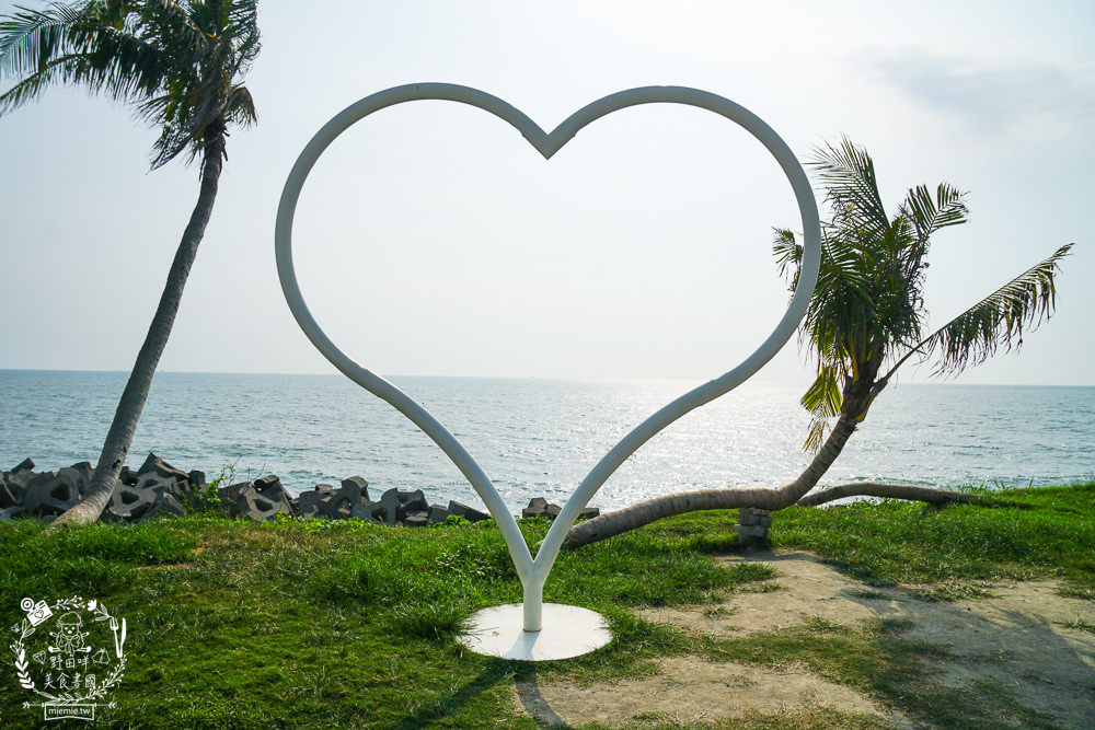 愛琴海岸海景渡假農場|高雄超浪漫的海景咖啡廳!一望無際的碧海藍天與超好拍攝的夢幻藝術裝置! - 第15張圖 愛琴海岸海景渡假農場|高雄超浪漫的海景咖啡廳!一望無際的碧海藍天與超好拍攝的夢幻藝術裝置!