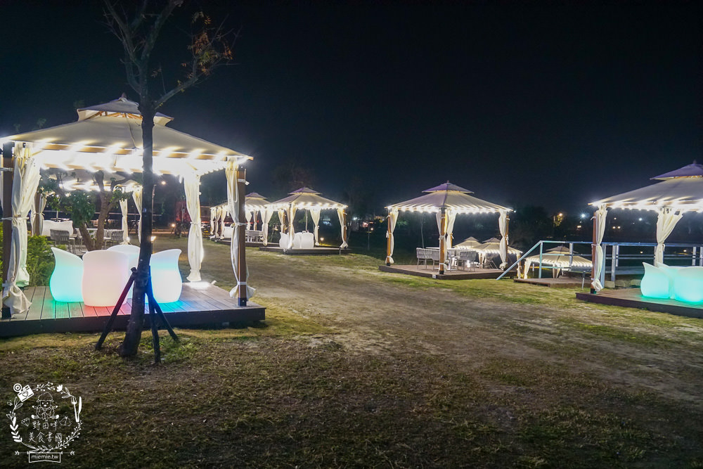 愛琴湖盼景觀咖啡餐廳|潮州鐵道園區內的夢幻景觀咖啡廳!超多兔兔花燈可以拍照打卡!