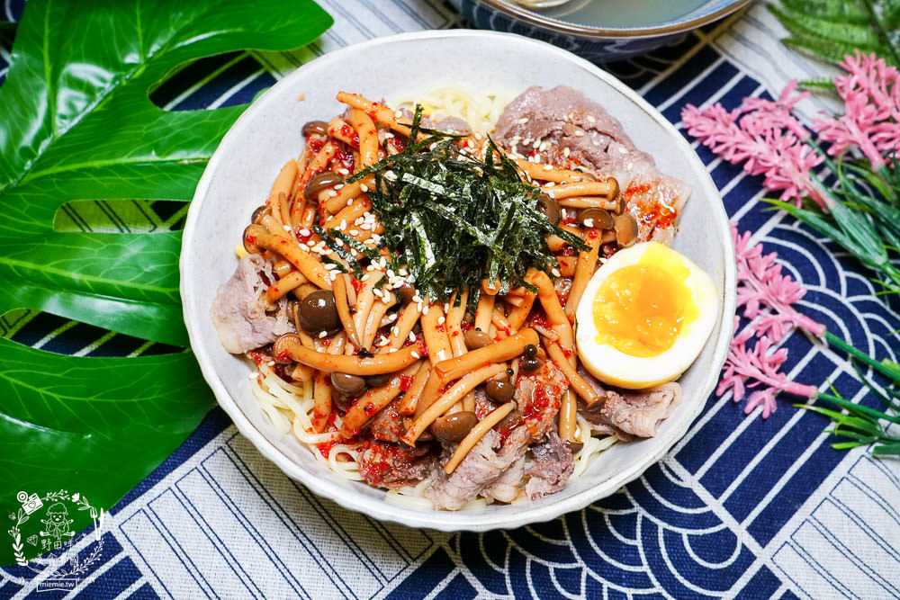 高雄[感丼現食料理]鳳山火車站附近的超人氣高CP值丼飯!隱藏版丼飯澎湃推薦!鳳山美食推薦