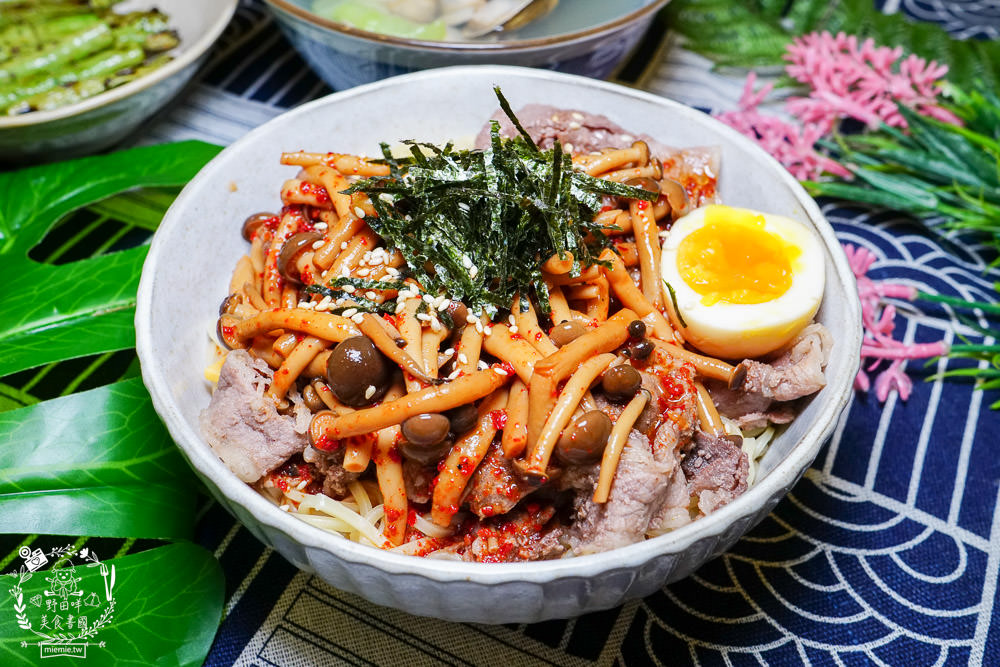 高雄[感丼現食料理]鳳山火車站附近的超人氣高CP值丼飯!隱藏版丼飯澎湃推薦!鳳山美食推薦