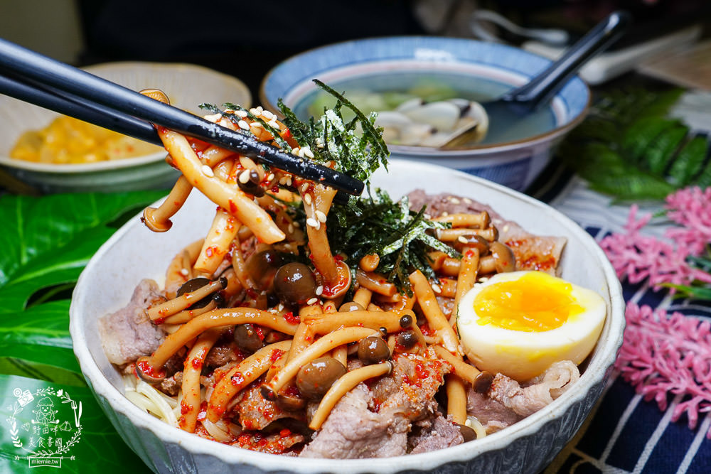高雄[感丼現食料理]鳳山火車站附近的超人氣高CP值丼飯!隱藏版丼飯澎湃推薦!鳳山美食推薦