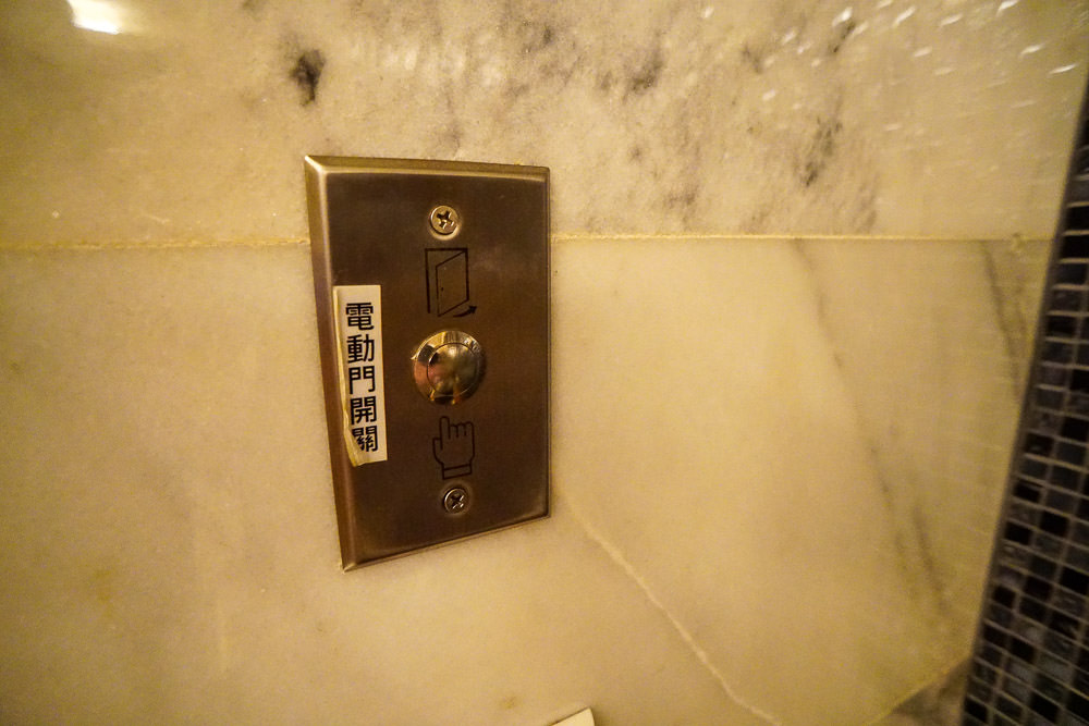 高雄休息推薦!慕夏汽車旅館|精緻峇里島氛圍|高級衛浴設備|設備齊全汽車旅館