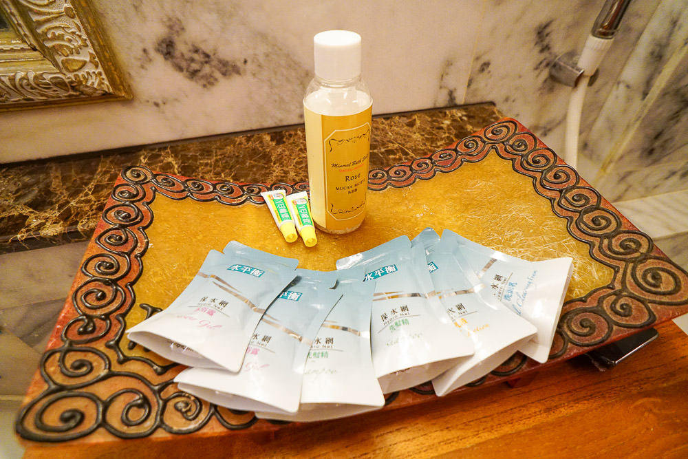 高雄休息推薦!慕夏汽車旅館|精緻峇里島氛圍|高級衛浴設備|設備齊全汽車旅館