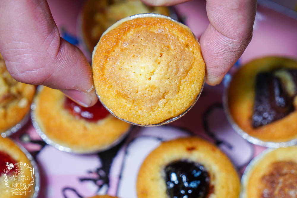 高雄[手作甜點&藍莓塔]隱藏在鳳山的銷魂一口塔!超多口味的甜點塔還有外送服務?也可以訂製成婚禮小點心