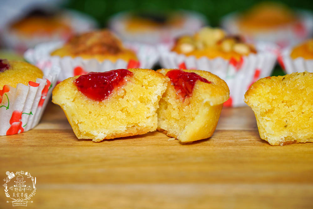 高雄[手作甜點&藍莓塔]隱藏在鳳山的銷魂一口塔!超多口味的甜點塔還有外送服務?也可以訂製成婚禮小點心