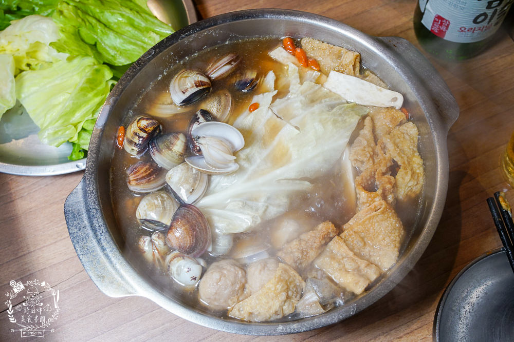 打爆豬韓式燒肉吃到飽|高雄CP值爆高的火烤兩吃到飽!最低309元可以吃到65以上選項?13種厚切肉片爽爽吃到飽! - 第49張圖 打爆豬韓式燒肉吃到飽|高雄CP值爆高的火烤兩吃到飽!最低309元可以吃到65以上選項?13種厚切肉片爽爽吃到飽!