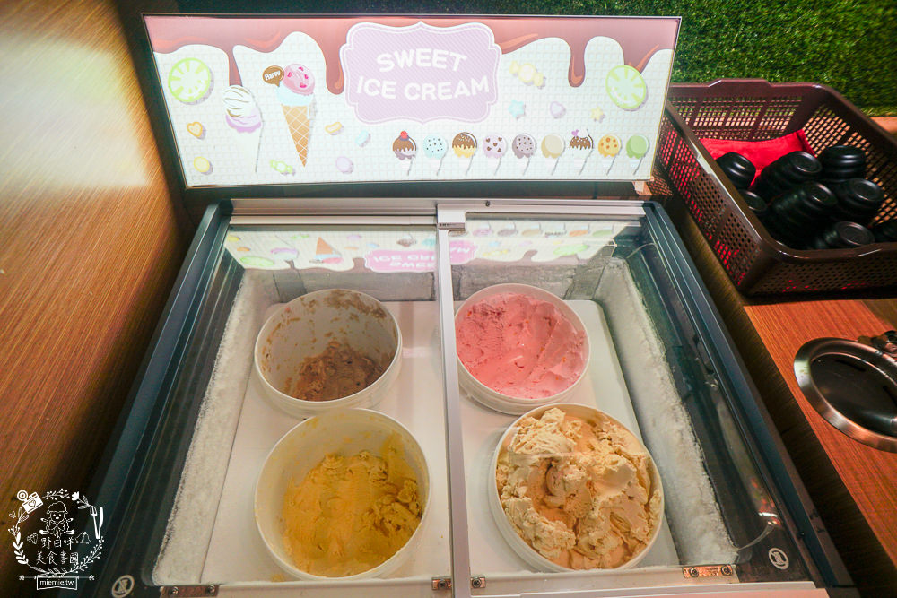 打爆豬韓式燒肉吃到飽|高雄CP值爆高的火烤兩吃到飽!最低309元可以吃到65以上選項?13種厚切肉片爽爽吃到飽! - 第25張圖 打爆豬韓式燒肉吃到飽|高雄CP值爆高的火烤兩吃到飽!最低309元可以吃到65以上選項?13種厚切肉片爽爽吃到飽!