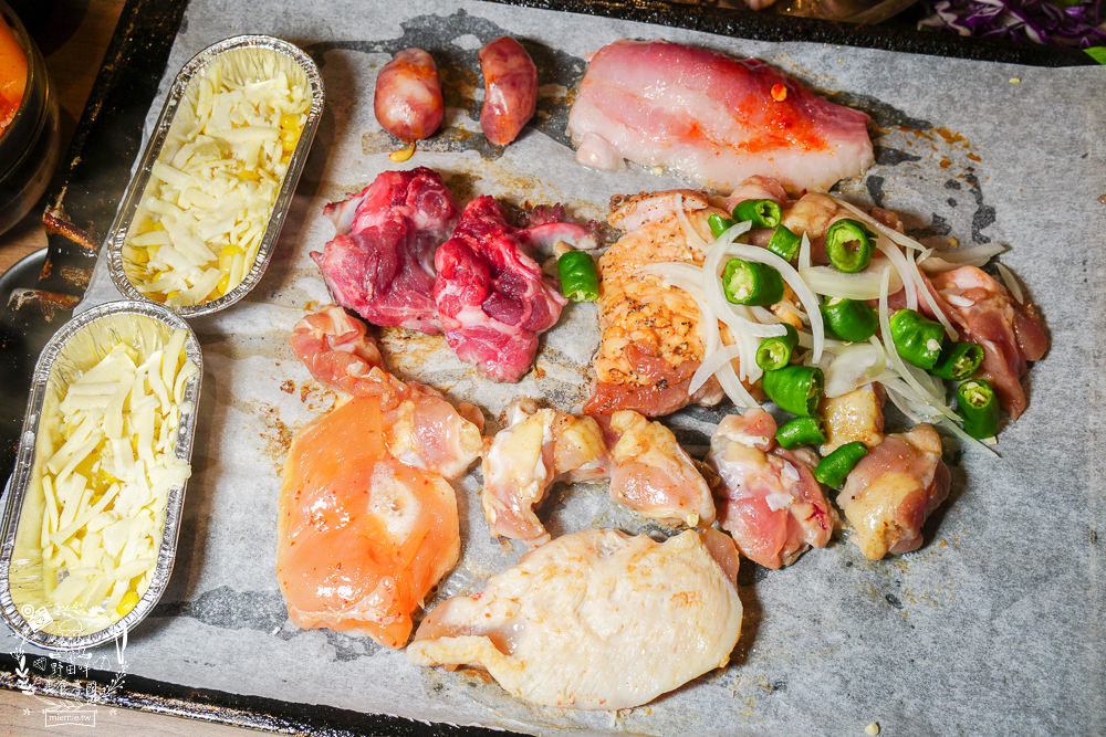 打爆豬韓式燒肉吃到飽|高雄CP值爆高的火烤兩吃到飽!最低309元可以吃到65以上選項?13種厚切肉片爽爽吃到飽! - 第45張圖 打爆豬韓式燒肉吃到飽|高雄CP值爆高的火烤兩吃到飽!最低309元可以吃到65以上選項?13種厚切肉片爽爽吃到飽!