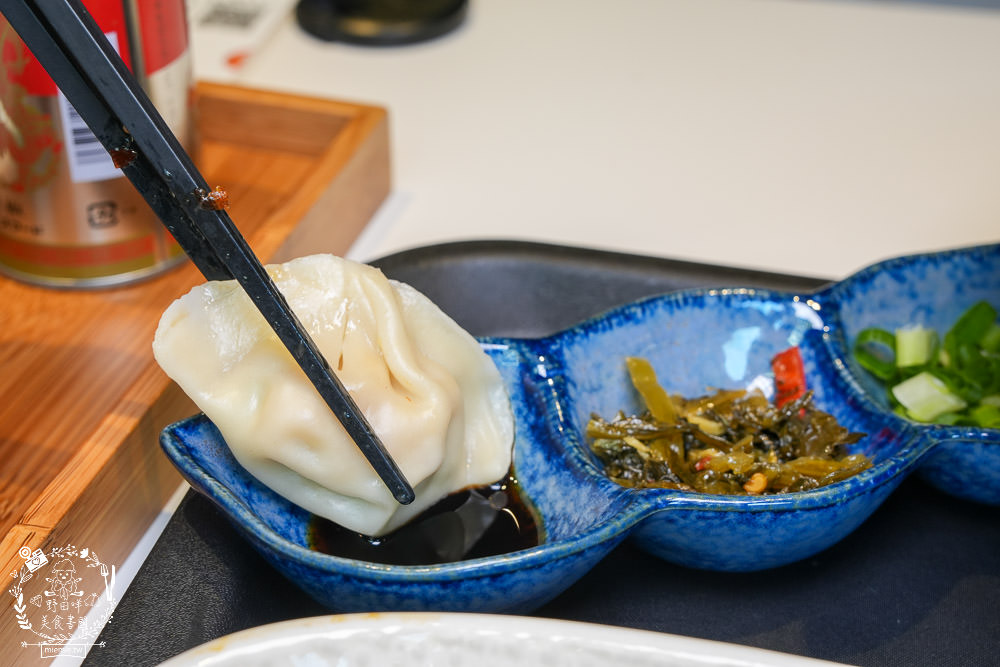 承億福利社|隱藏在承億酒店與喜樂影城的澎湃牛肉麵!還有水餃肉燥飯可以點哦~