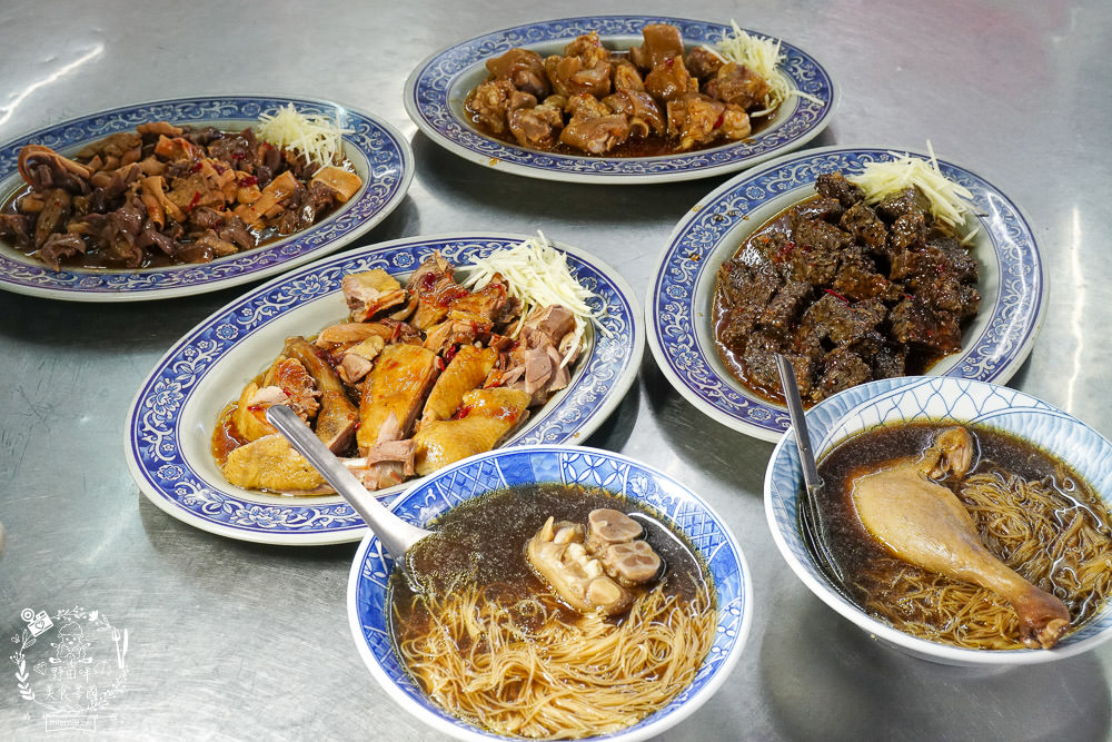 旗山老街美食景點推薦!吃遍老街經典人氣美食|非推不可旗山美食|欣賞巴洛克建築與國定古蹟|香蕉猴子你的旗山~旗山小旅行東高慢食旅