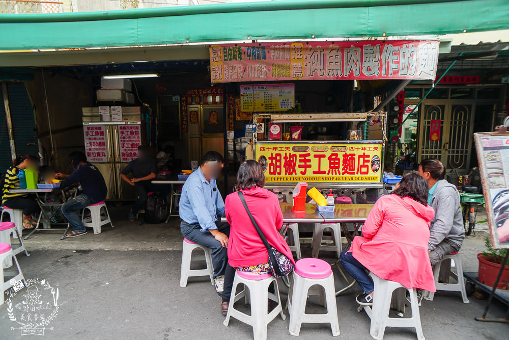 高雄旗津老街美食推薦!超人氣烤魷魚|超獨特泡菜蝦蛋|假日排隊的番薯椪|海產店多到滿出來RRRR~