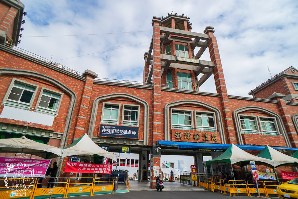 高雄旗津老街美食推薦!超人氣烤魷魚|超獨特泡菜蝦蛋|假日排隊的番薯椪|海產店多到滿出來RRRR~