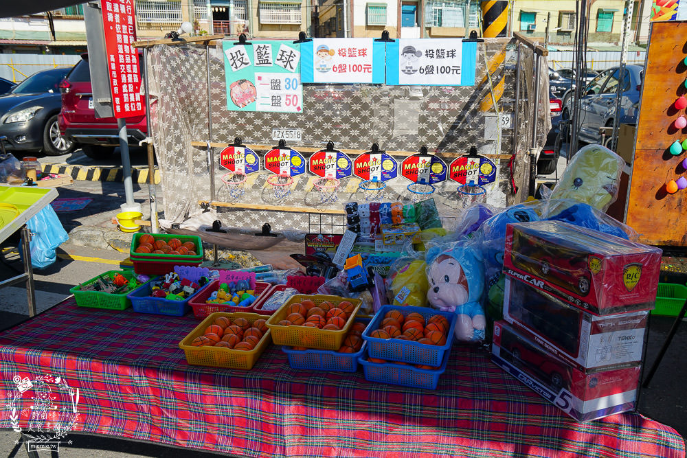 高雄旗津老街美食推薦!超人氣烤魷魚|超獨特泡菜蝦蛋|假日排隊的番薯椪|海產店多到滿出來RRRR~