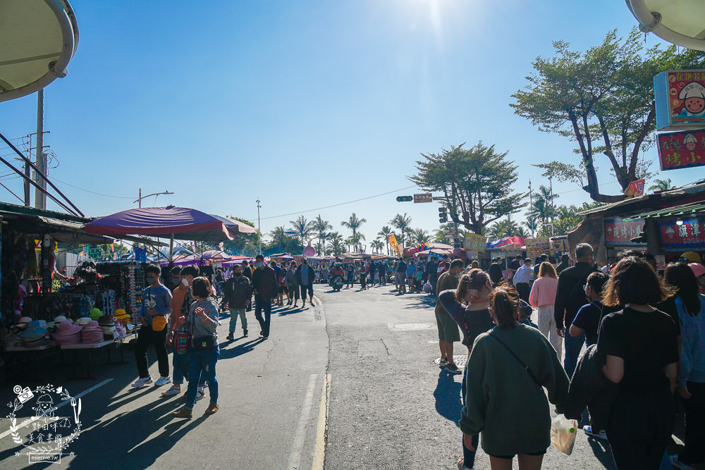 高雄旗津老街美食推薦!超人氣烤魷魚|超獨特泡菜蝦蛋|假日排隊的番薯椪|海產店多到滿出來RRRR~