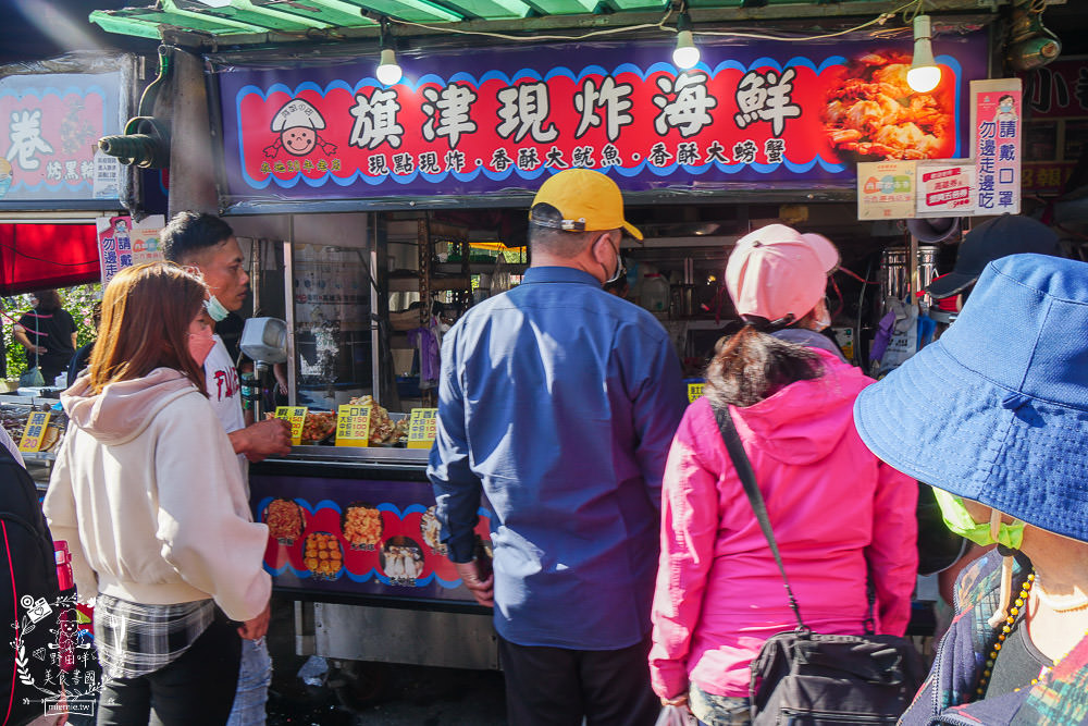 高雄旗津老街美食推薦!超人氣烤魷魚|超獨特泡菜蝦蛋|假日排隊的番薯椪|海產店多到滿出來RRRR~