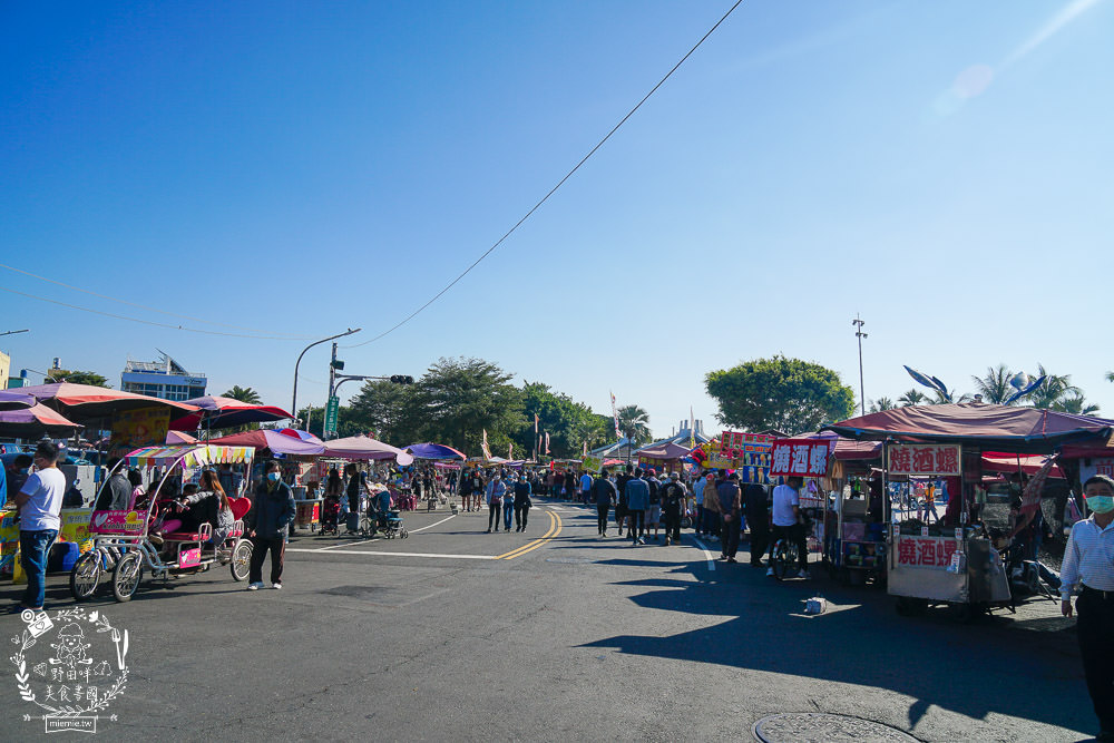 高雄旗津老街美食推薦!超人氣烤魷魚|超獨特泡菜蝦蛋|假日排隊的番薯椪|海產店多到滿出來RRRR~