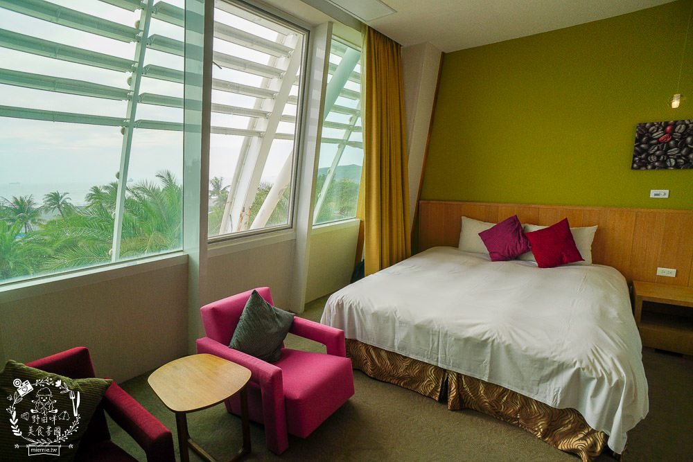 高雄[旗津道沙灘酒店]浩瀚景觀親子住宿/旗津版摩西分海導覽旅遊