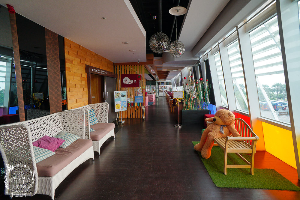 高雄[旗津道沙灘酒店]浩瀚景觀親子住宿/旗津版摩西分海導覽旅遊