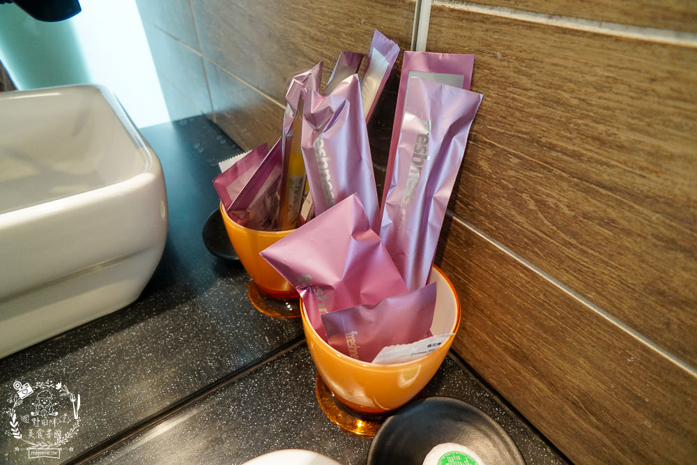 高雄[旗津道沙灘酒店]浩瀚景觀親子住宿/旗津版摩西分海導覽旅遊