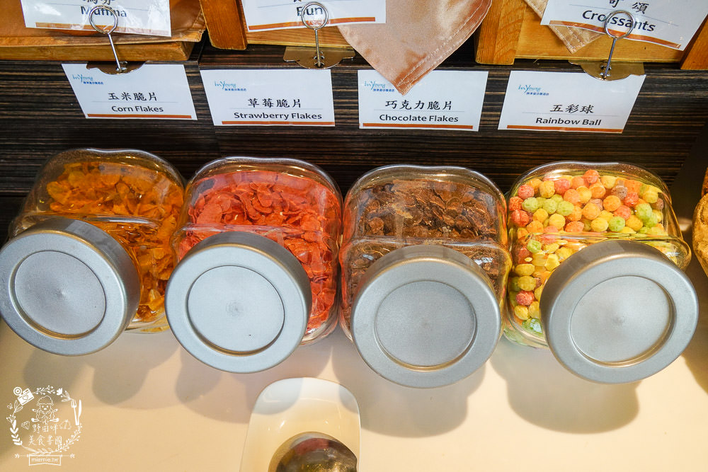 高雄[旗津道沙灘酒店]浩瀚景觀親子住宿/旗津版摩西分海導覽旅遊