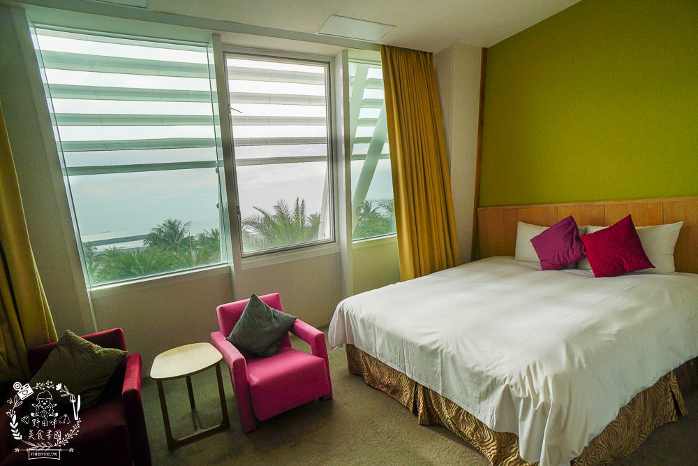 高雄[旗津道沙灘酒店]浩瀚景觀親子住宿/旗津版摩西分海導覽旅遊