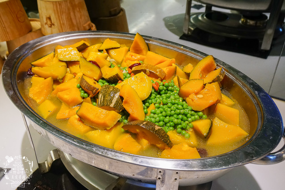 高雄[旗津道沙灘酒店]浩瀚景觀親子住宿/旗津版摩西分海導覽旅遊